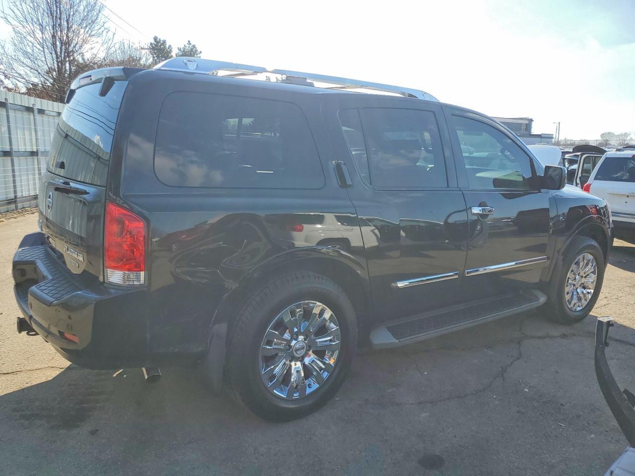 2015 NISSAN Armada