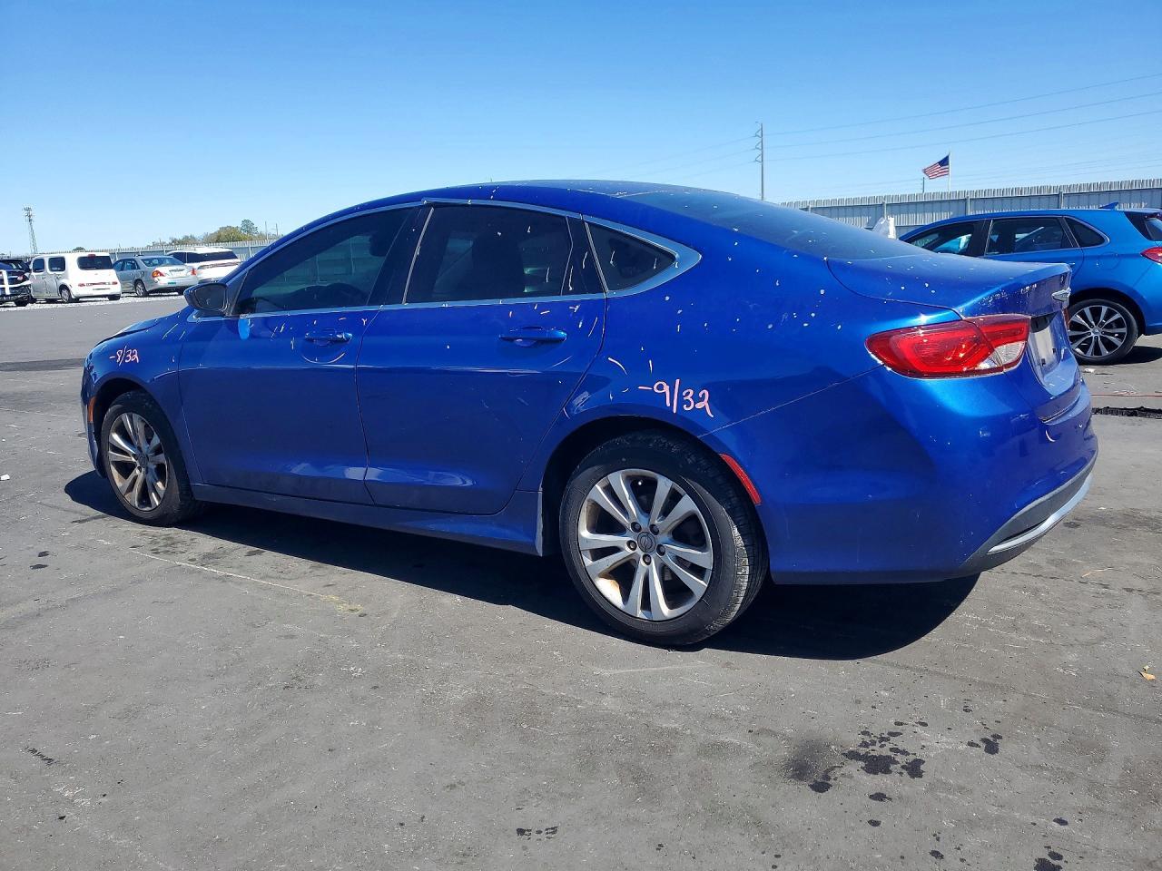 2015 CHRYSLER 200
