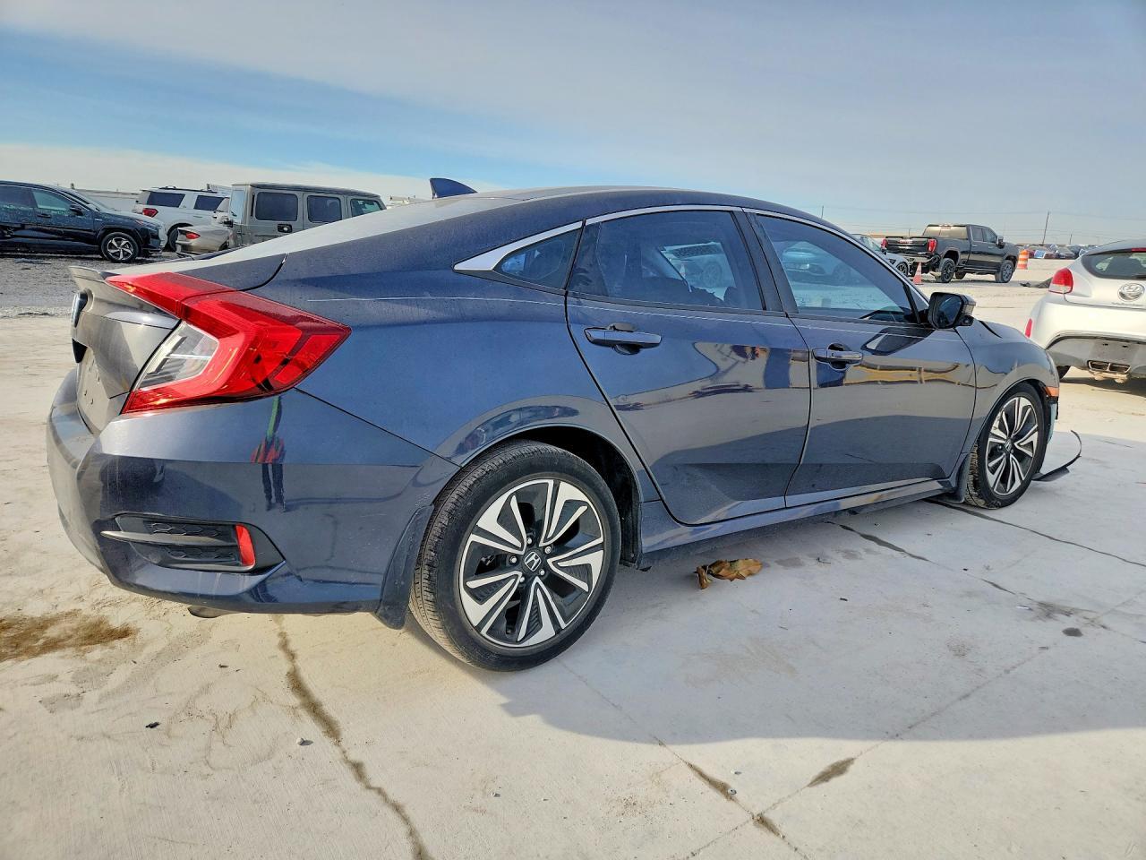 2016 HONDA CIVIC