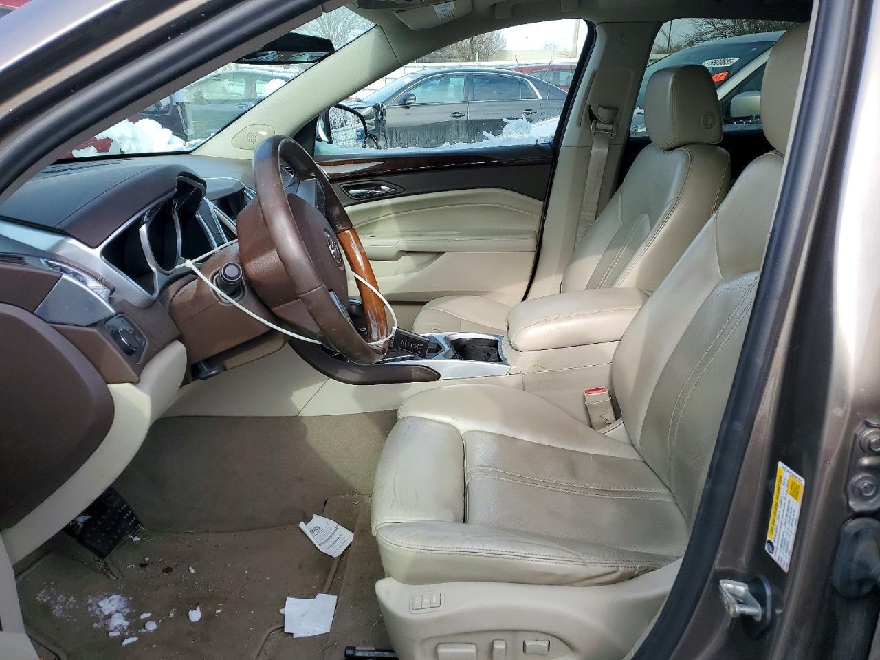 2011 CADILLAC SRX