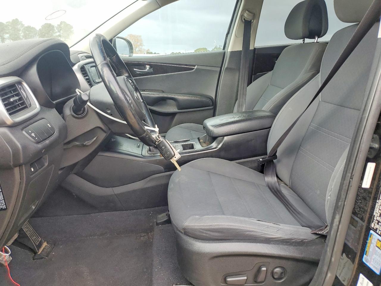 2016 KIA SORENTO