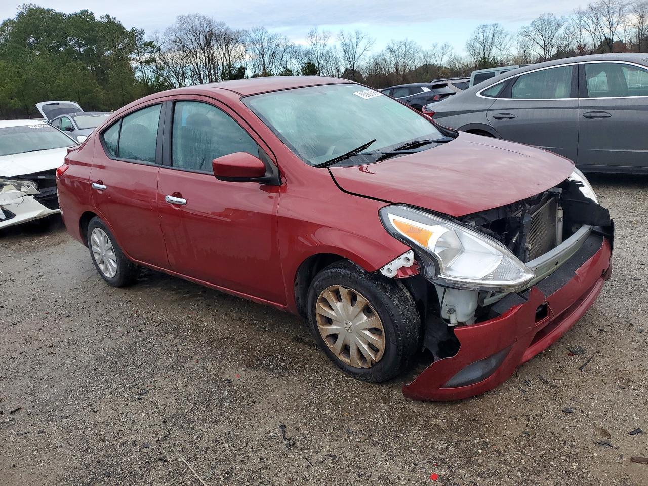 2019 NISSAN VERSA