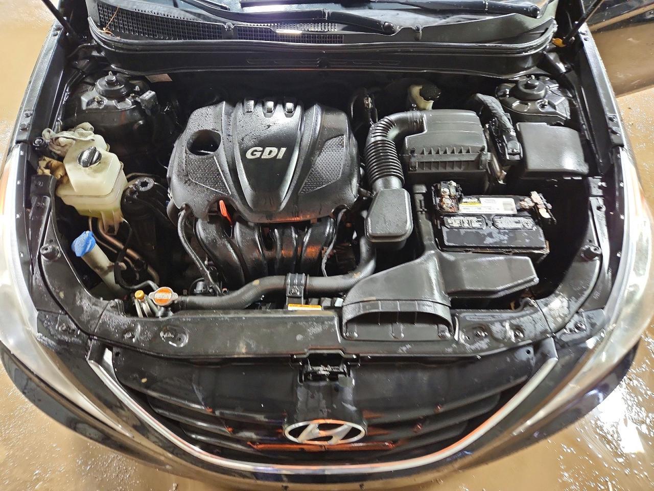 2011 HYUNDAI SONATA