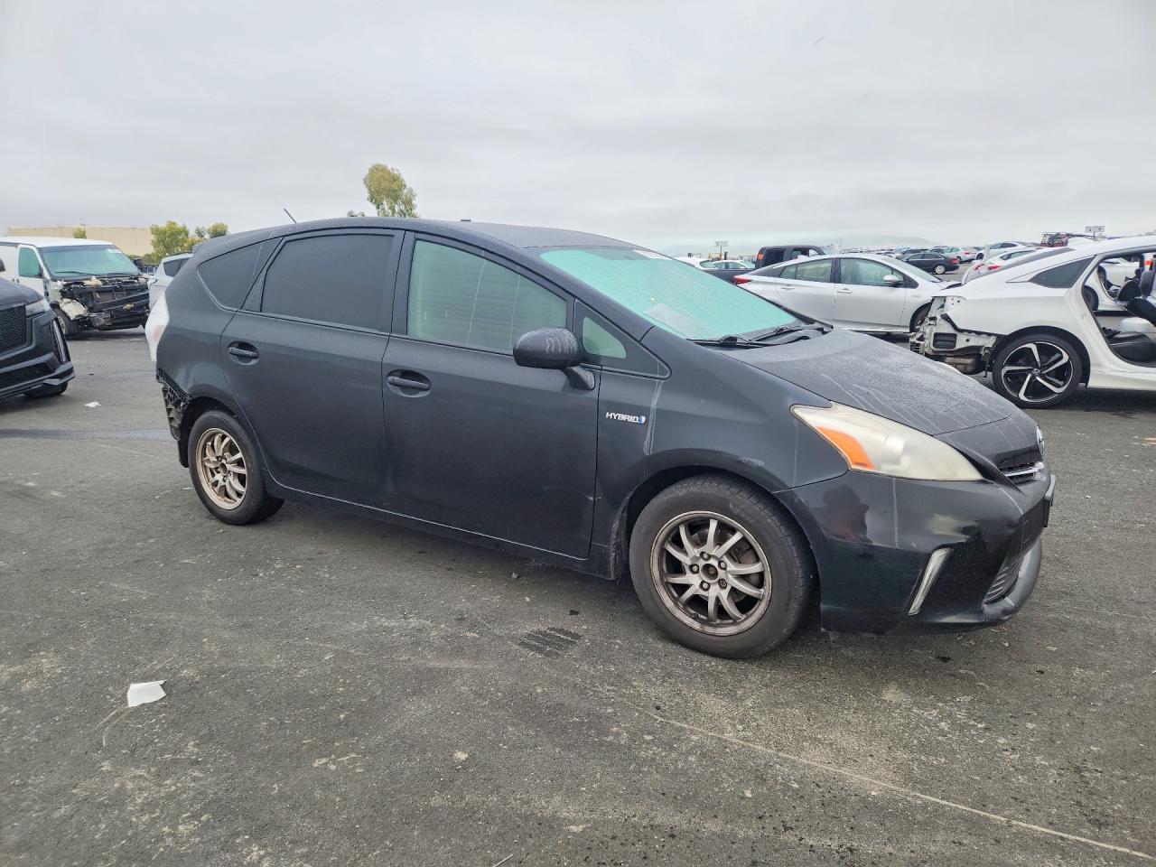 2012 TOYOTA PRIUS V