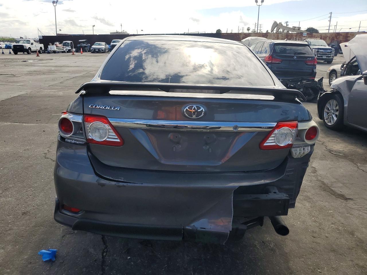 2012 TOYOTA COROLLA