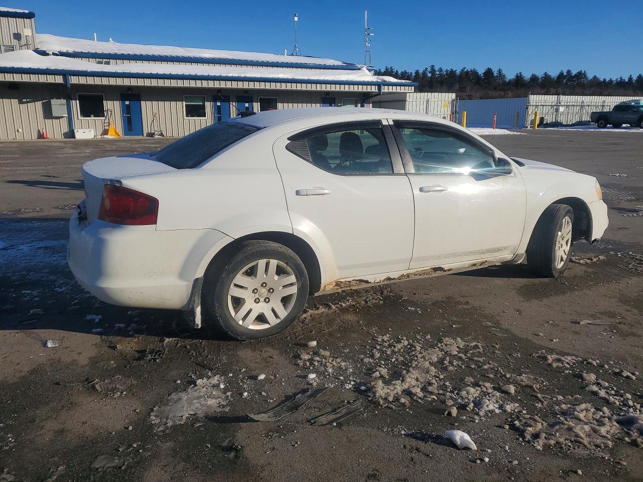 2011 DODGE Avenger