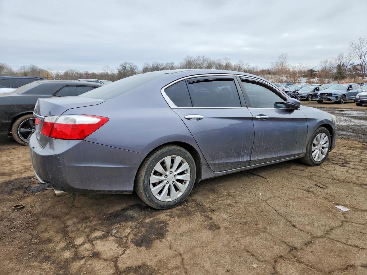 2015 HONDA ACCORD