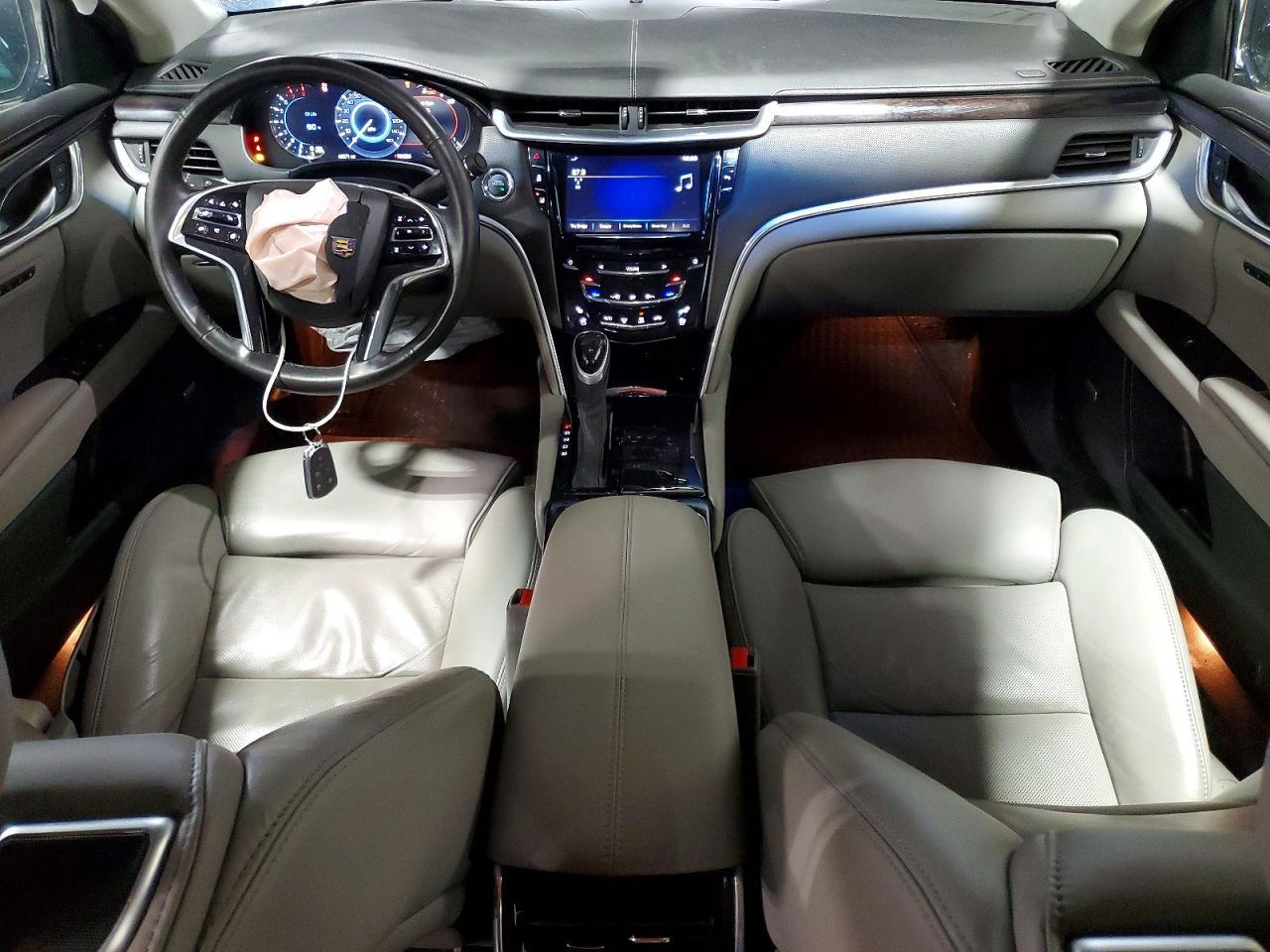 2016 CADILLAC XTS