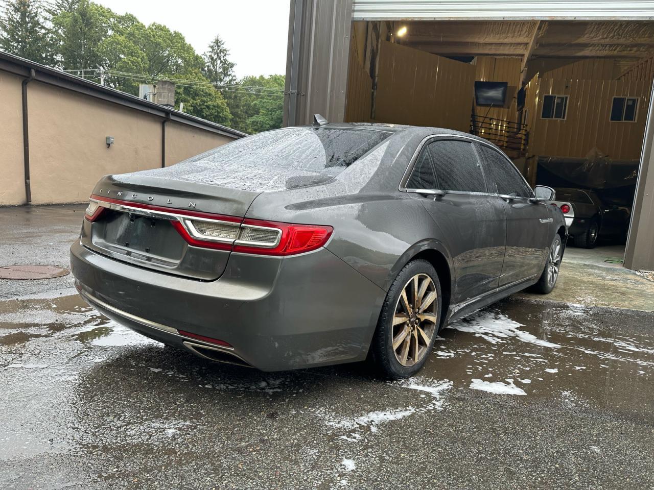2019 LINCOLN Continental