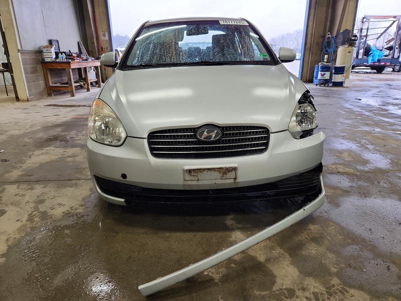 2010 HYUNDAI ACCENT