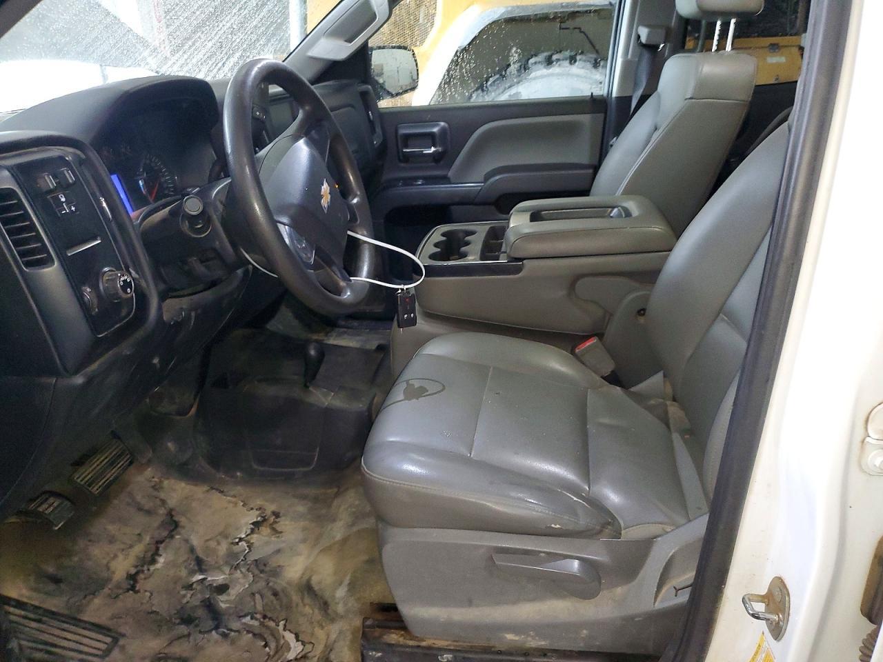 2018 CHEVROLET Silverado