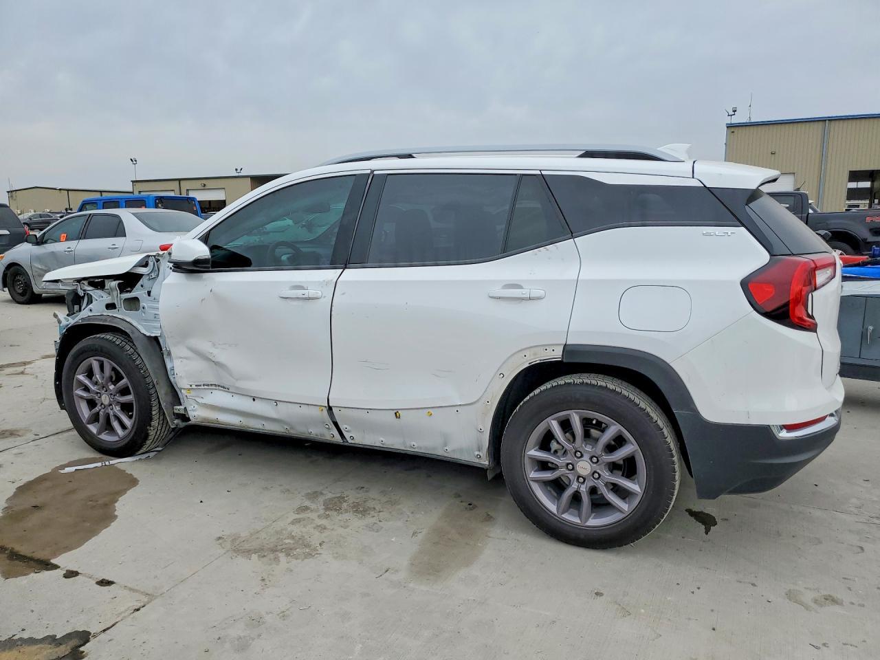 2023 GMC Terrain