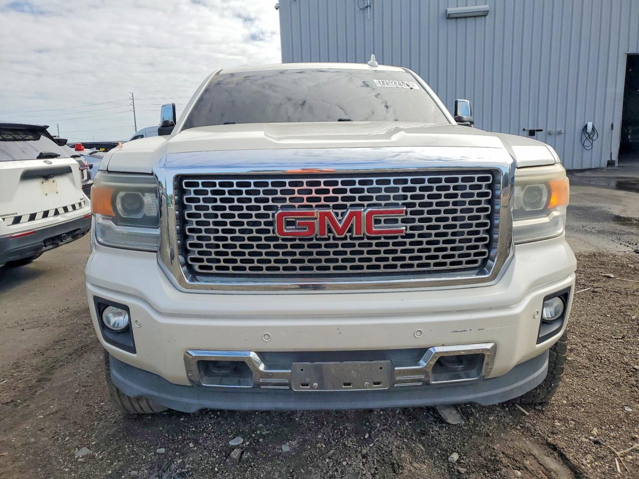 2015 GMC Sierra