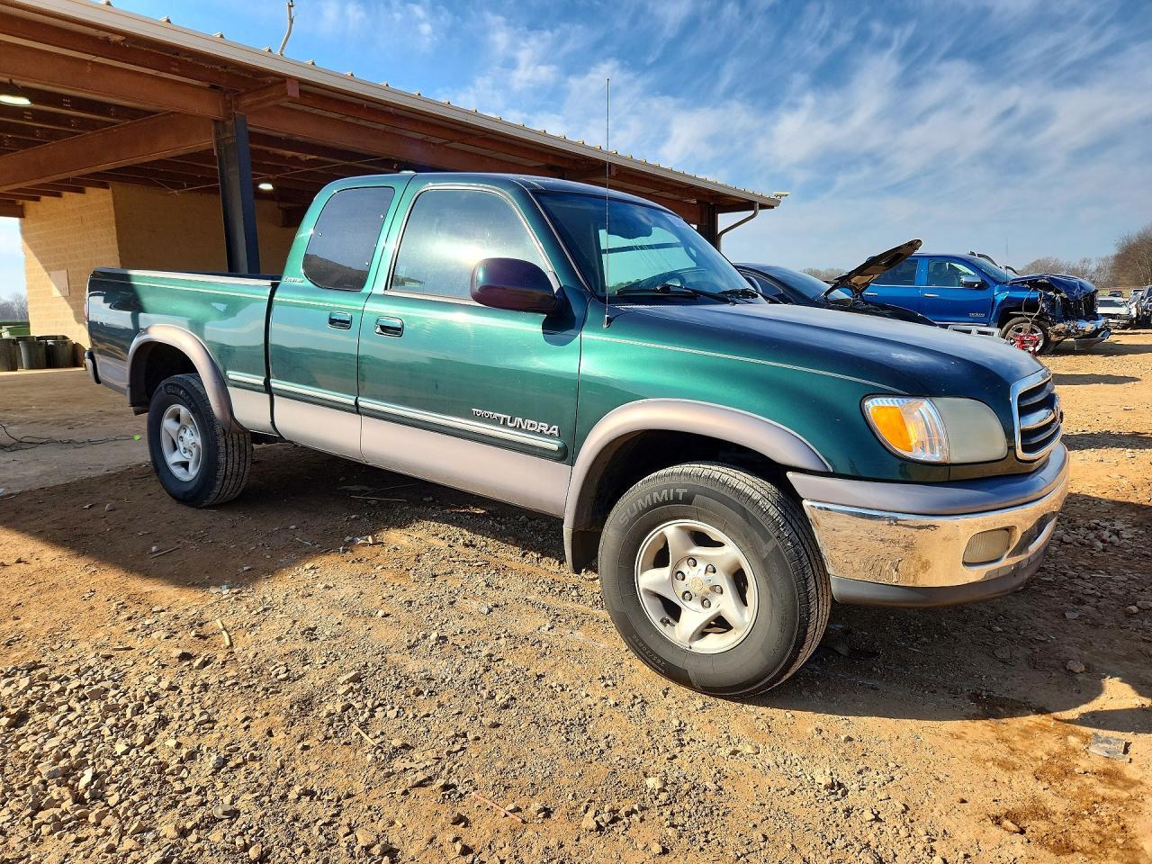 2002 TOYOTA TUNDRA