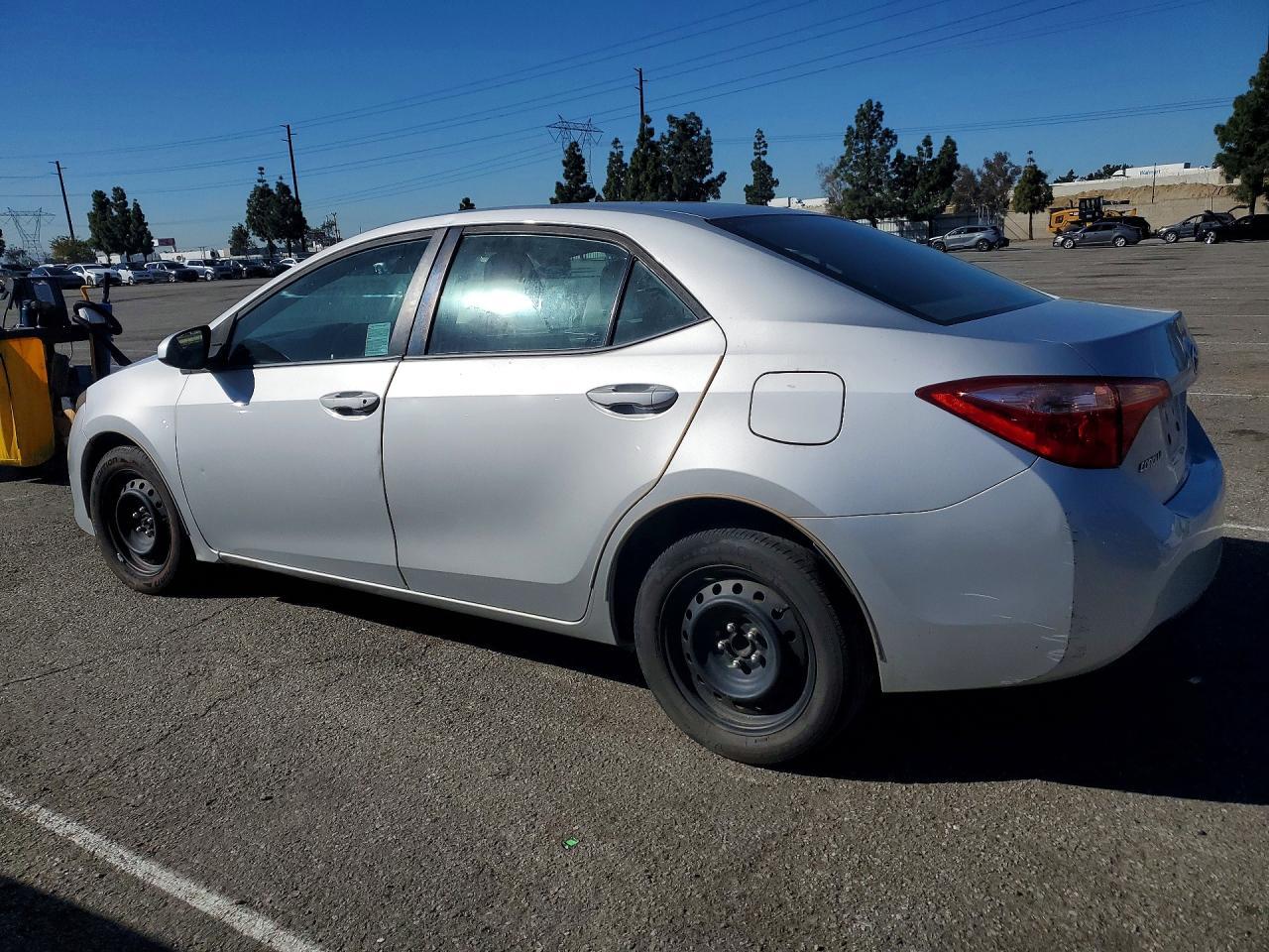 2017 TOYOTA COROLLA