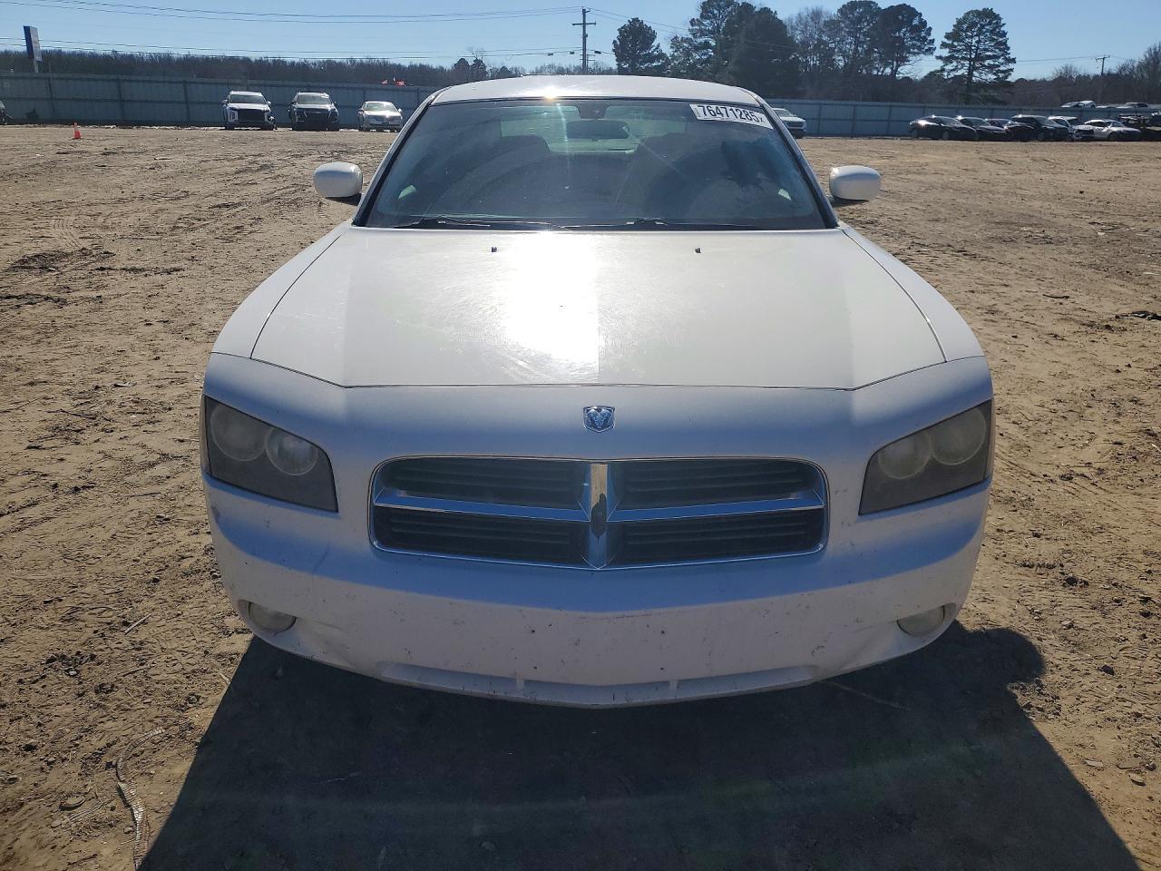 2010 DODGE CHARGER