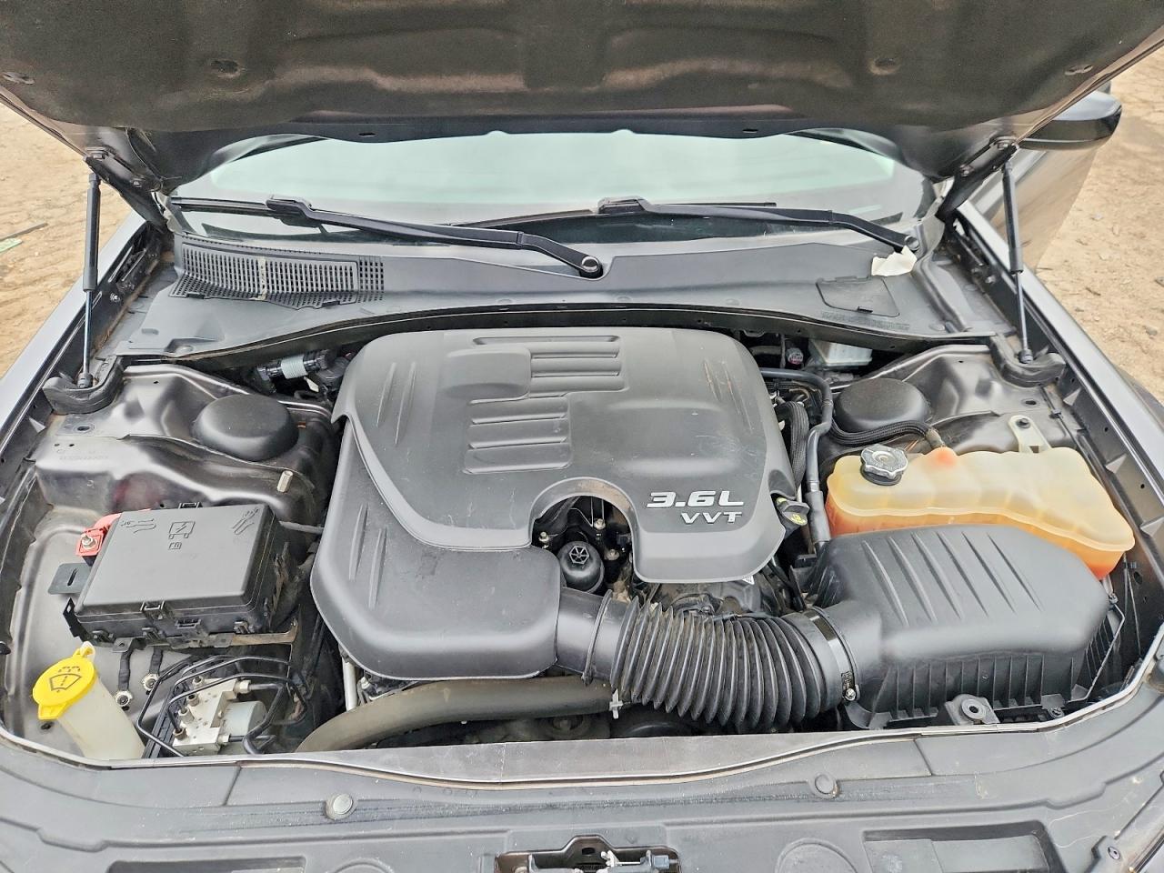 2019 CHRYSLER 300