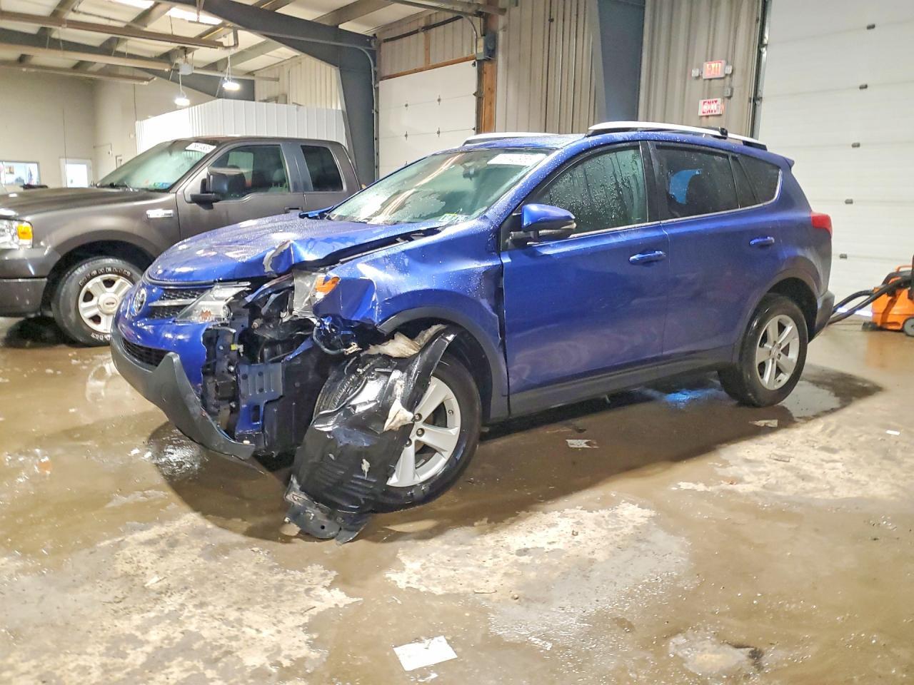 2014 TOYOTA RAV4