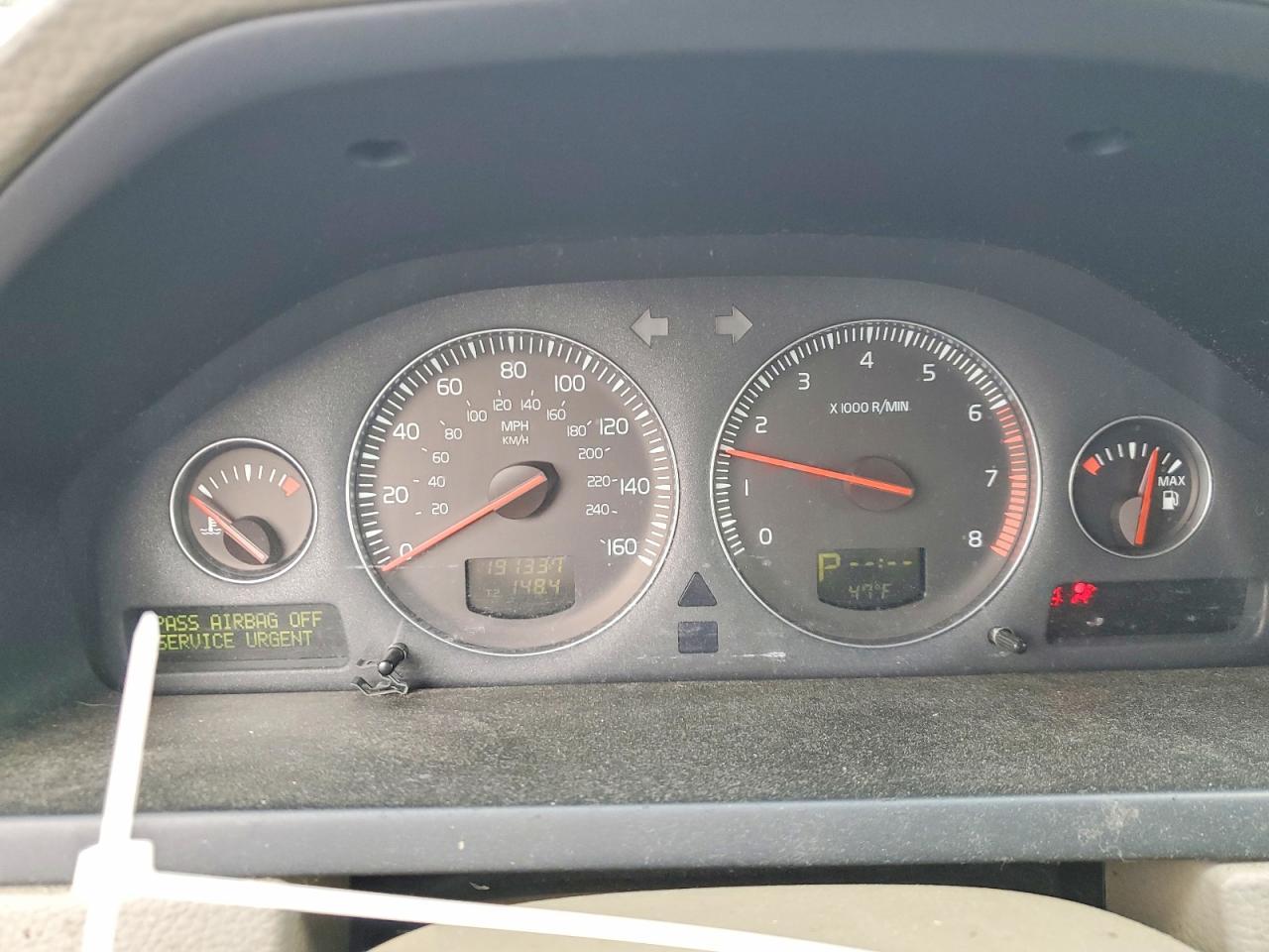 2006 VOLVO XC90