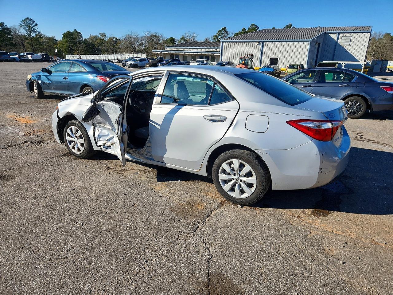 2015 TOYOTA COROLLA