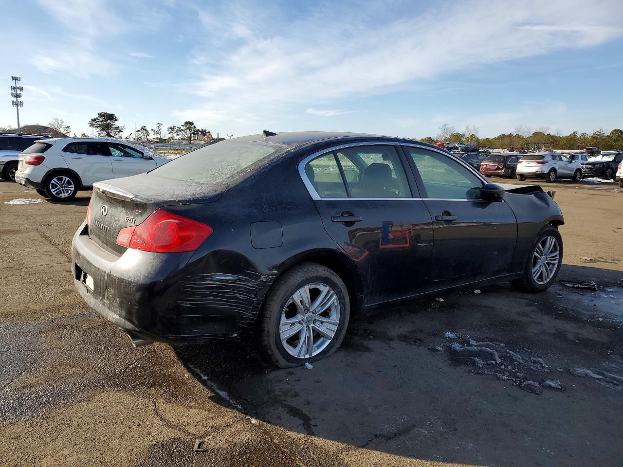 2012 INFINITI G25