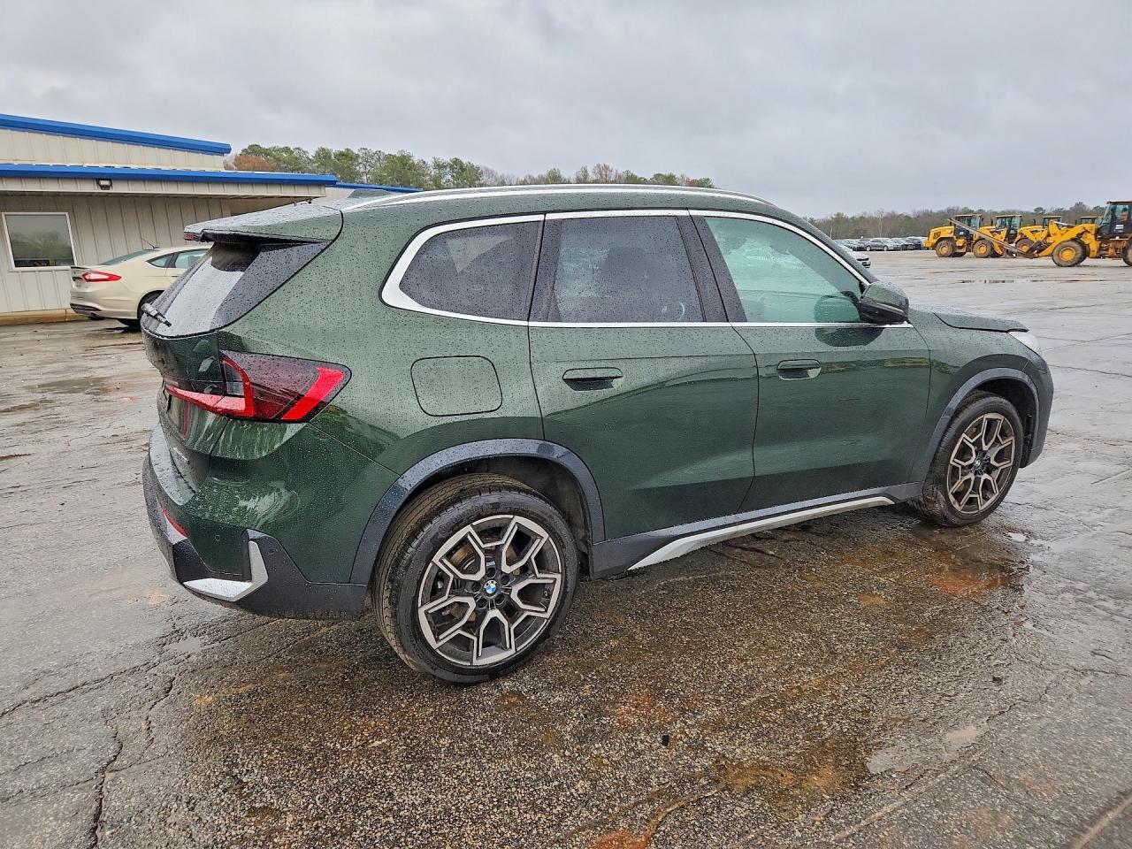 2025 BMW X1