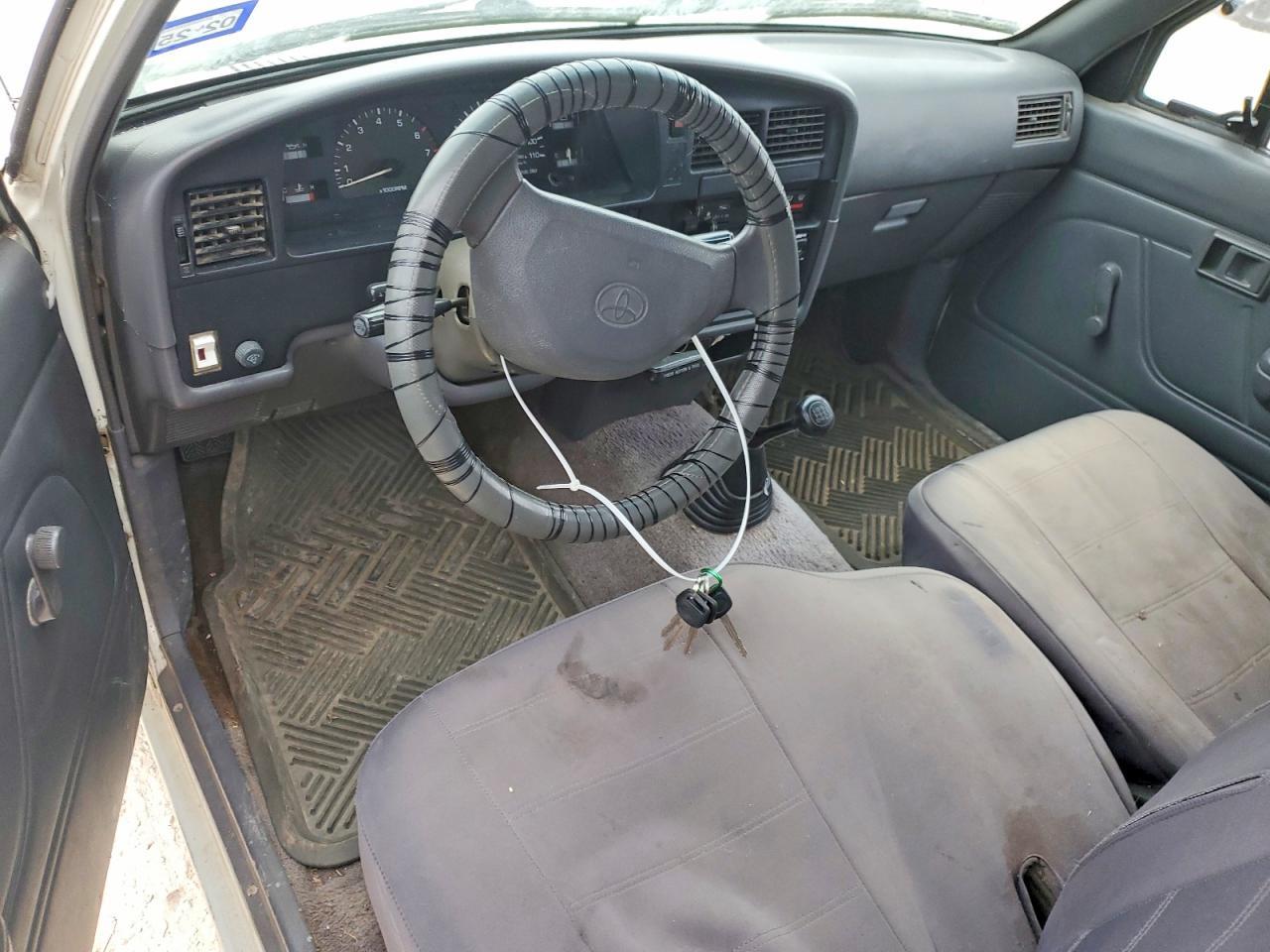 1994 TOYOTA Pickup