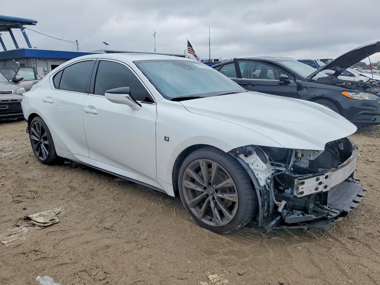 2023 LEXUS IS 350