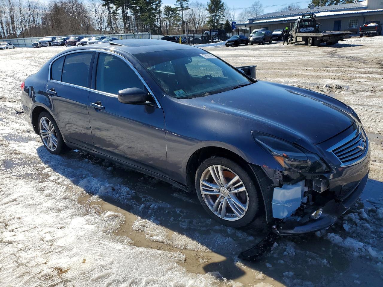 2012 INFINITI G37