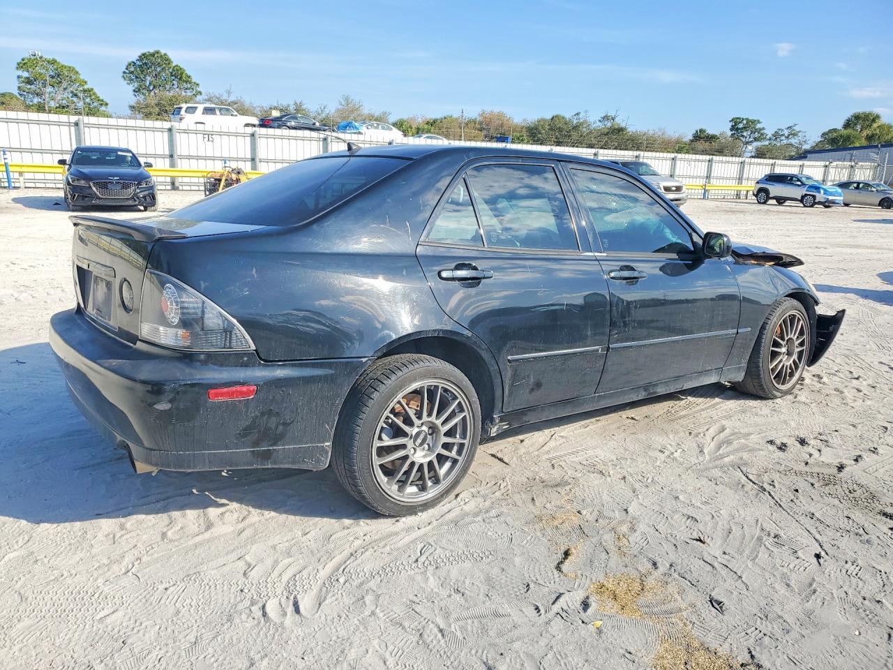 2005 LEXUS IS 300