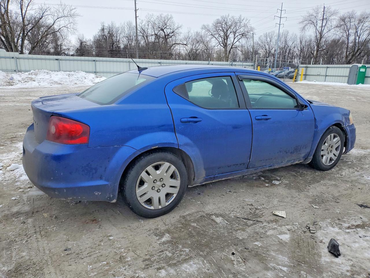2012 DODGE Avenger