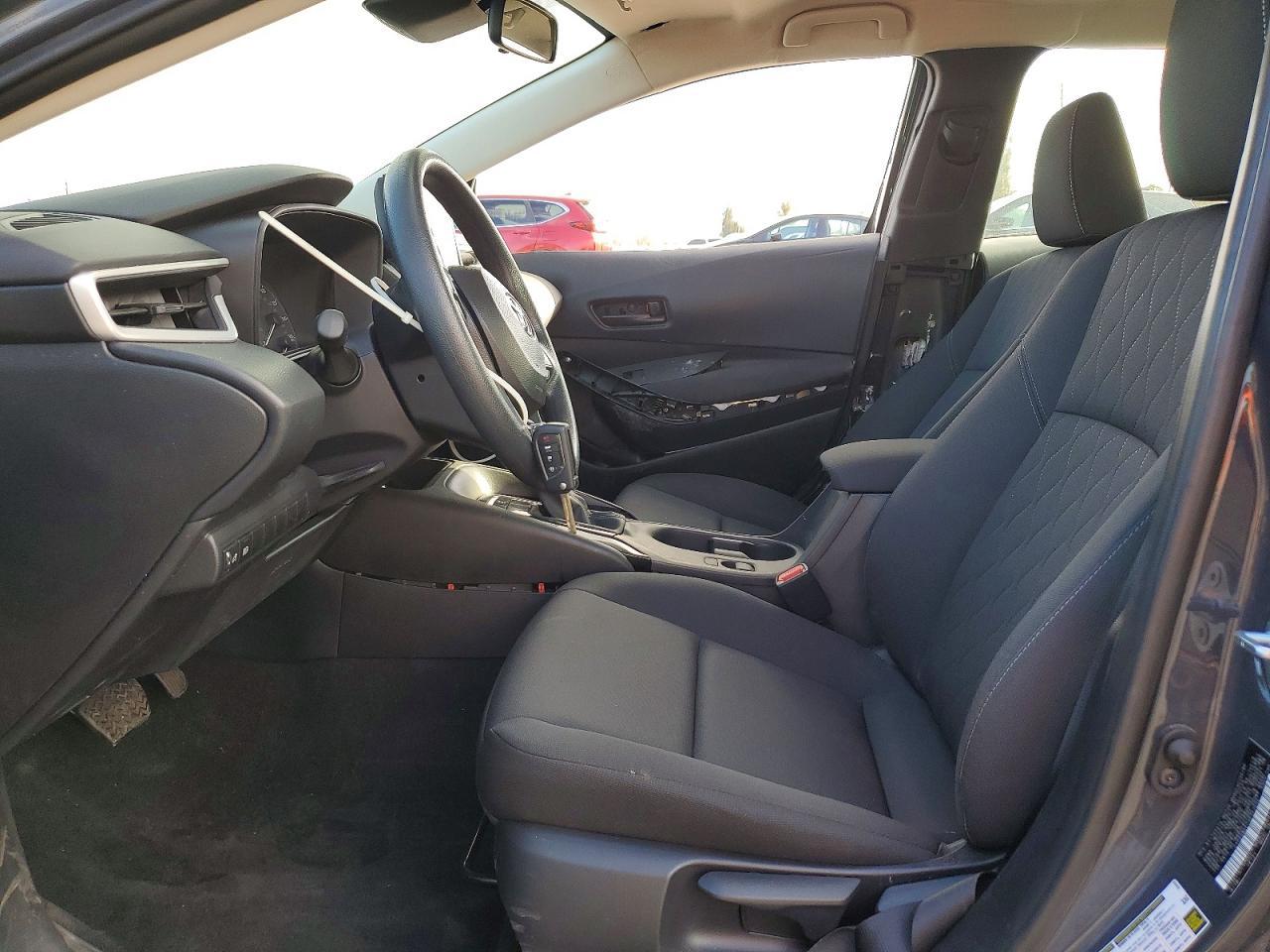 2025 TOYOTA COROLLA