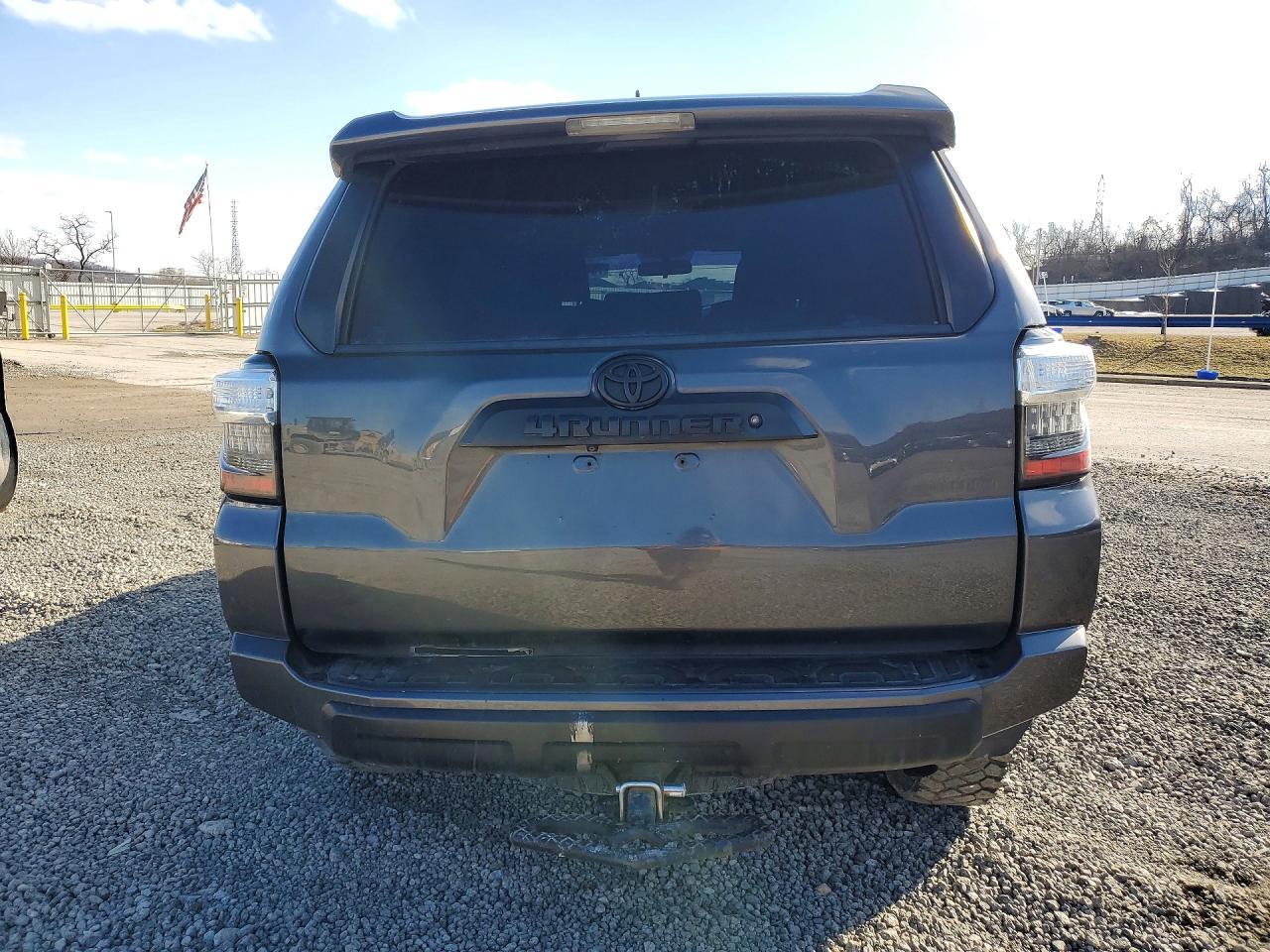 2018 TOYOTA 4Runner
