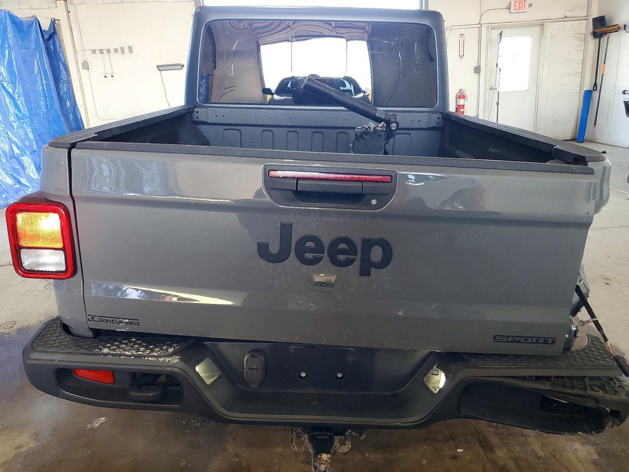 2021 JEEP Gladiator
