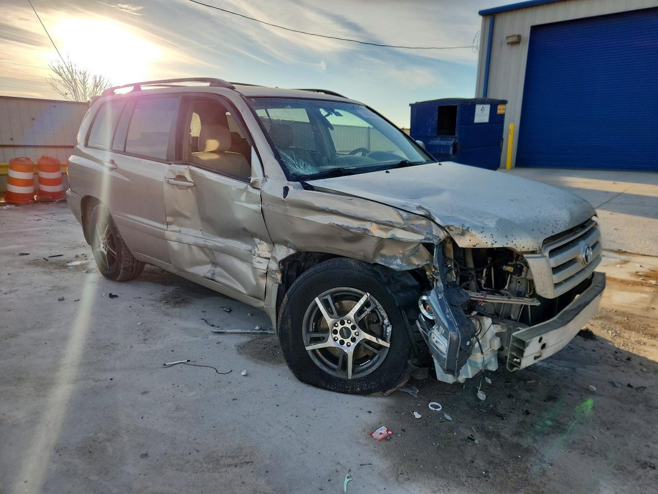 2006 TOYOTA HIGHLANDER