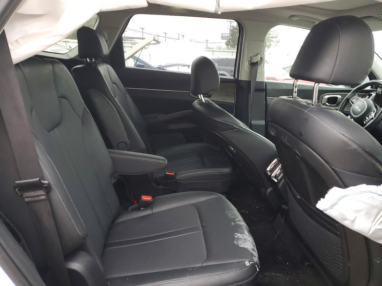 2023 KIA SORENTO