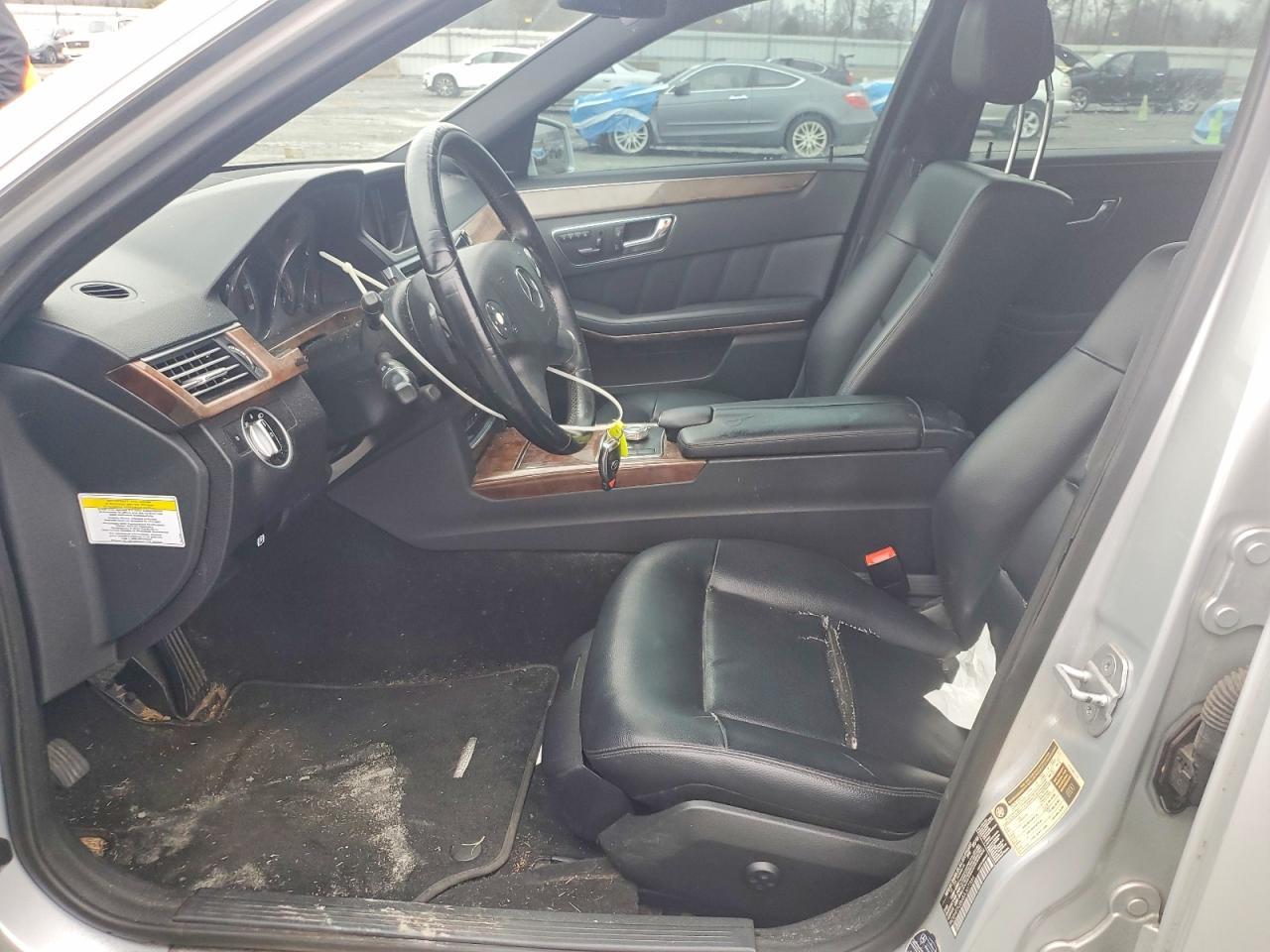 2011 MERCEDES-BENZ E