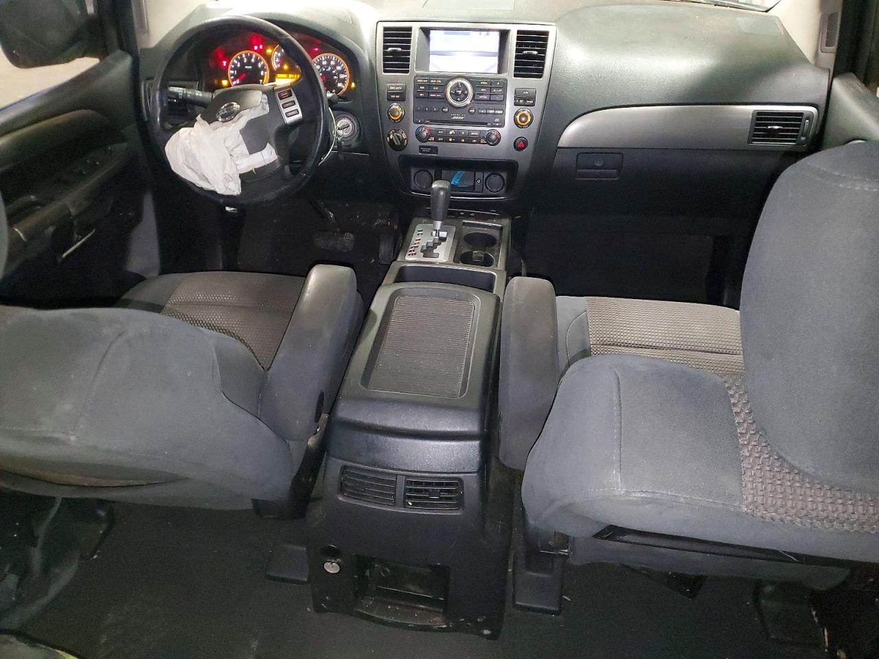 2010 NISSAN Armada