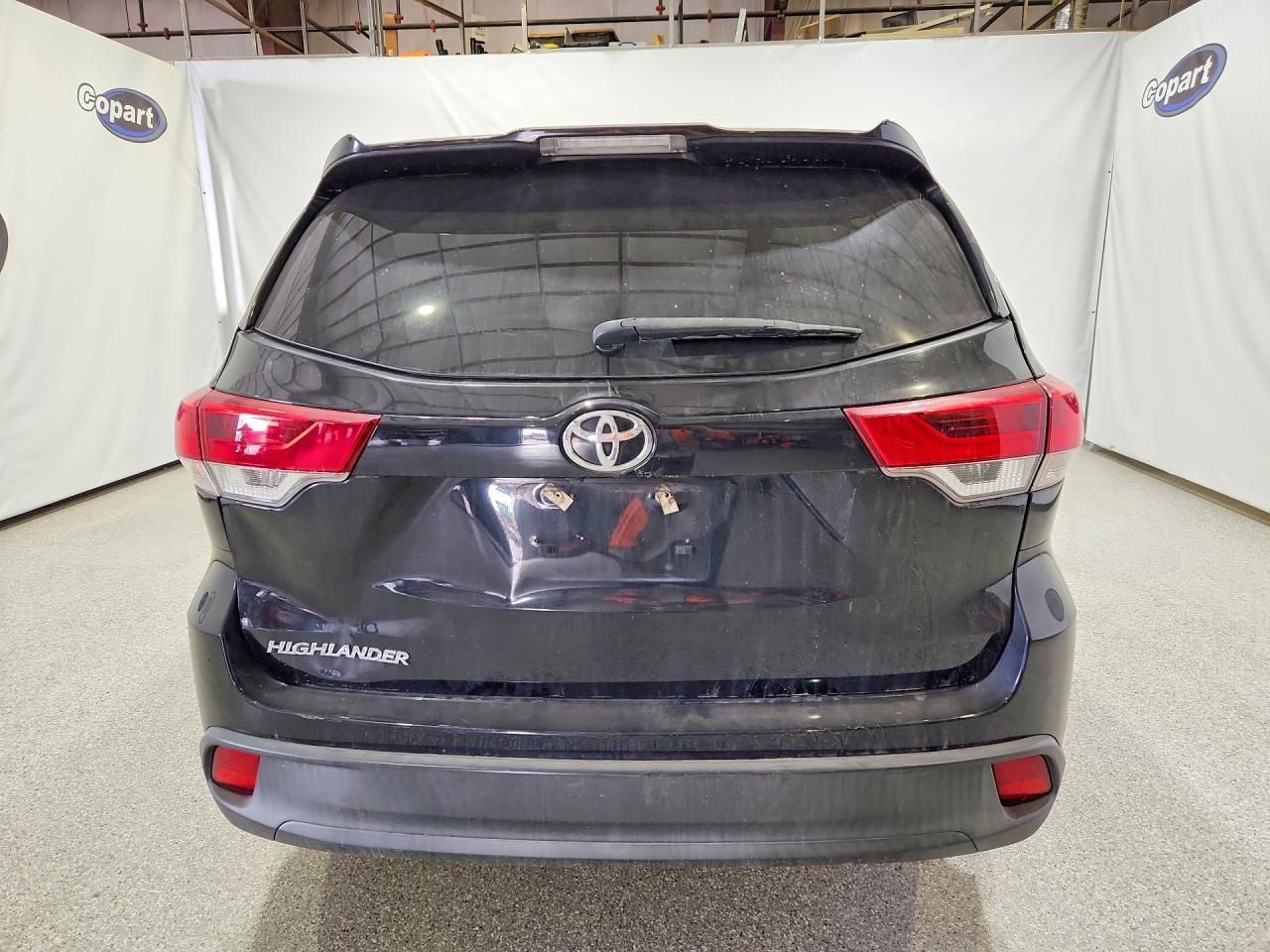 2018 TOYOTA HIGHLANDER