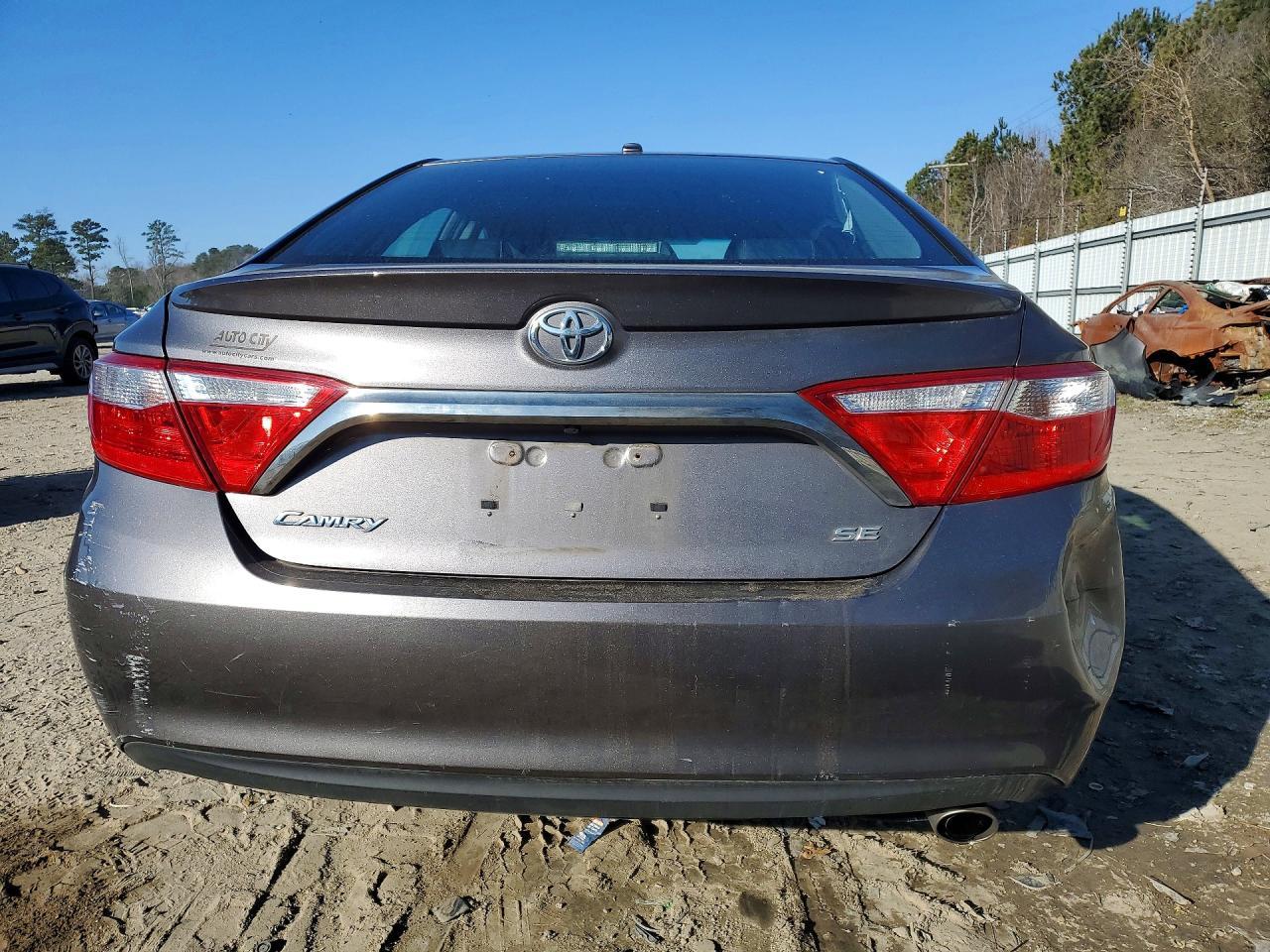 2017 TOYOTA CAMRY