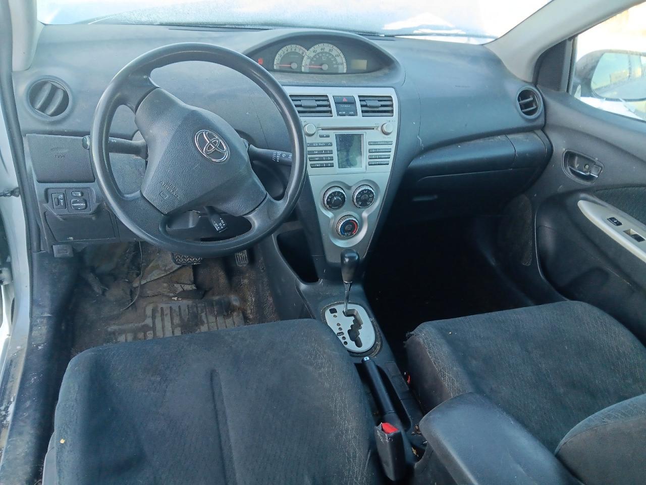 2008 TOYOTA YARIS