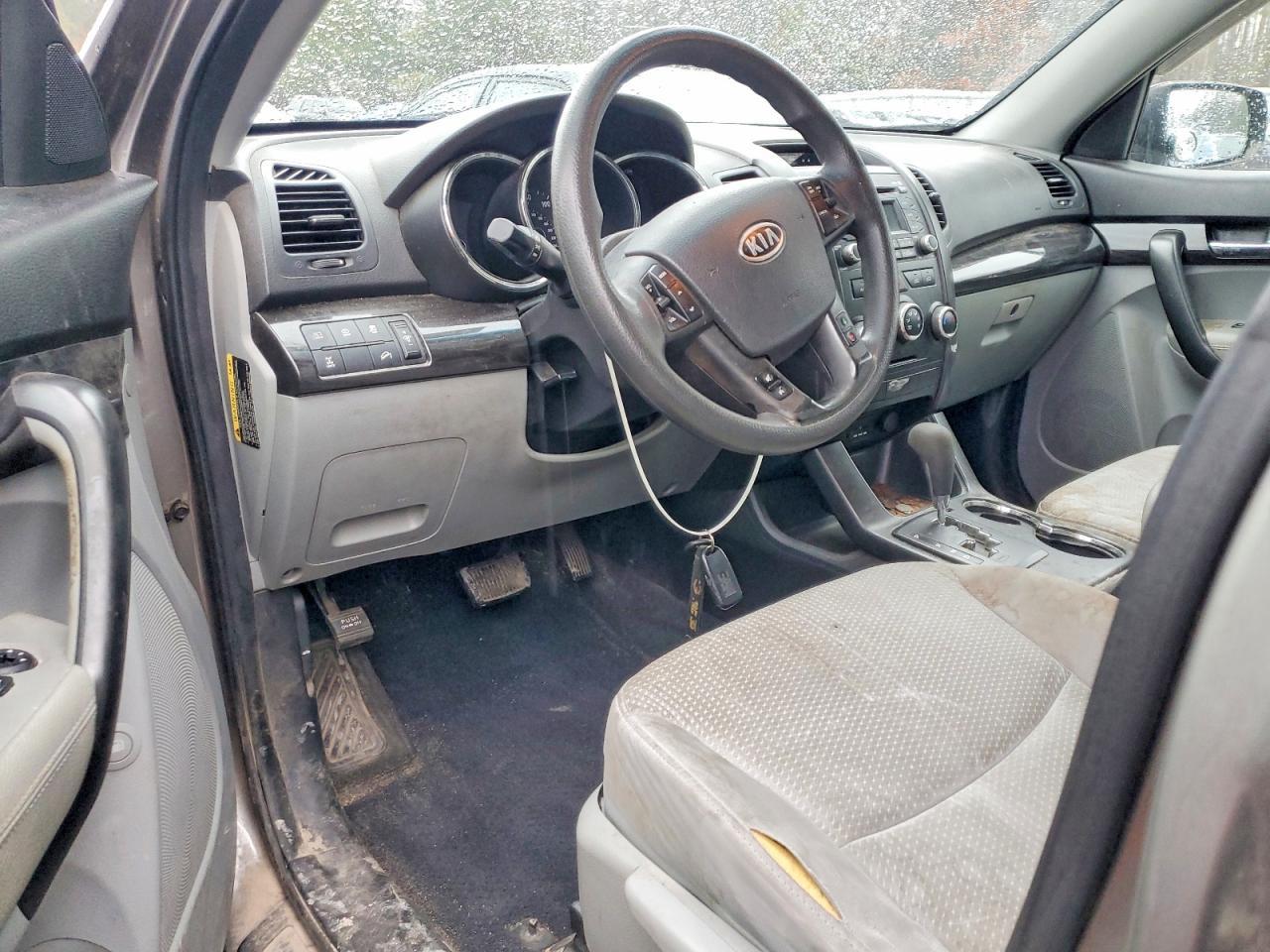 2012 KIA SORENTO