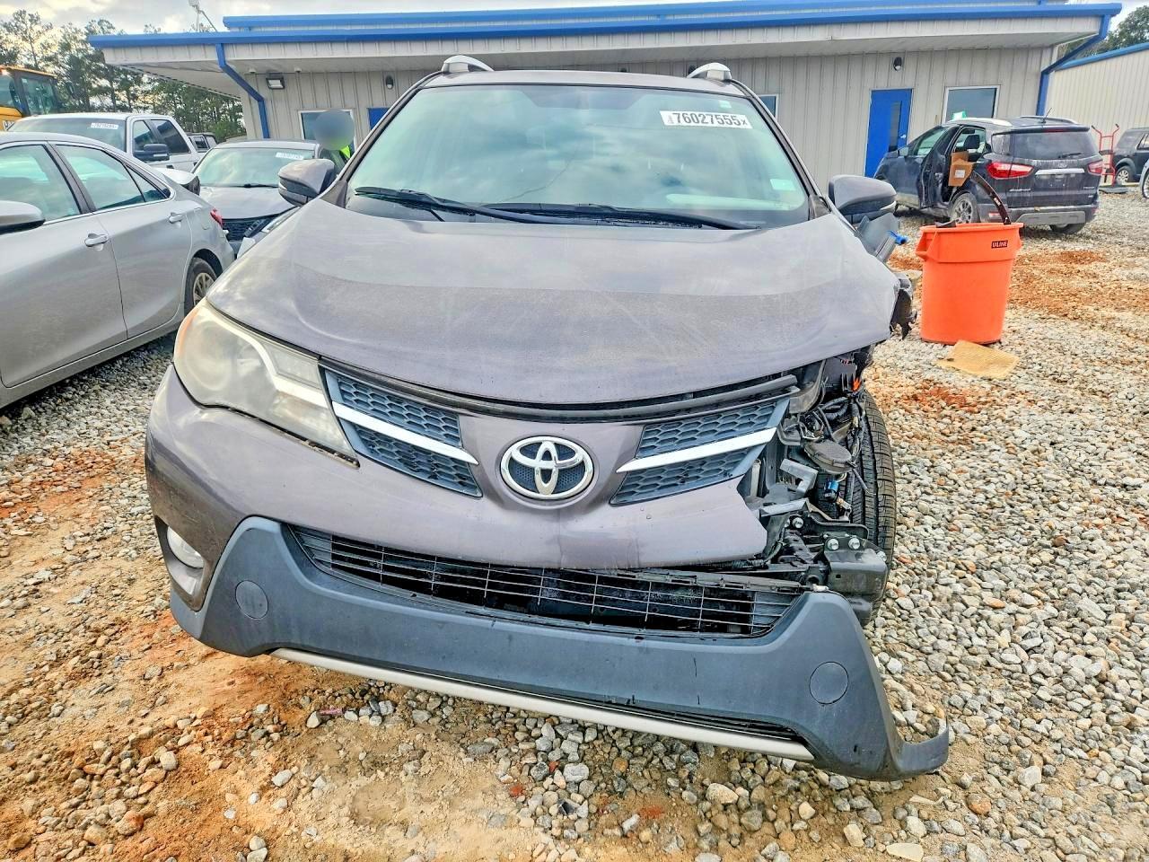 2015 TOYOTA RAV4