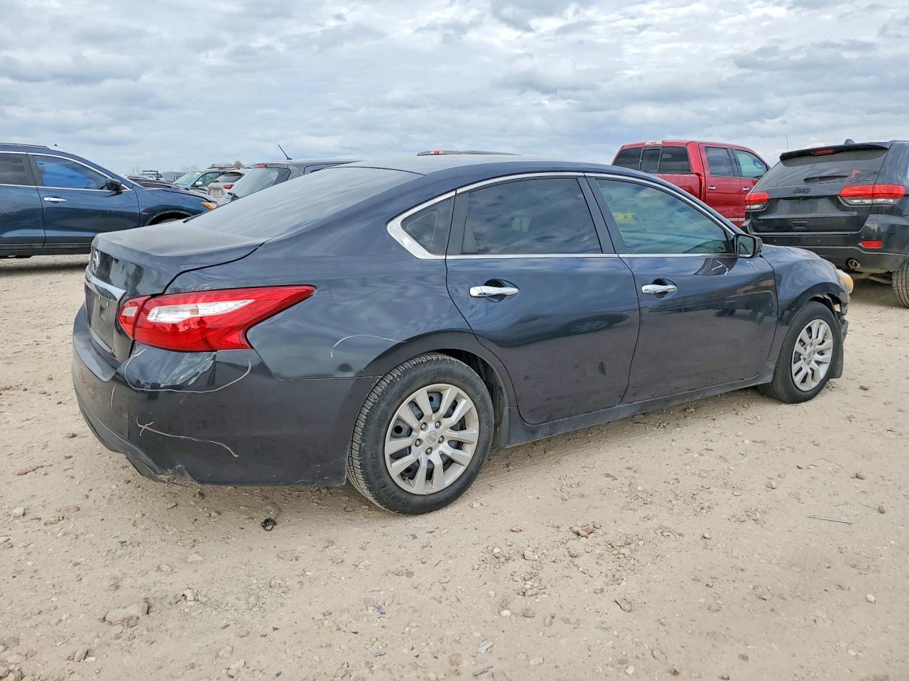 2017 NISSAN ALTIMA