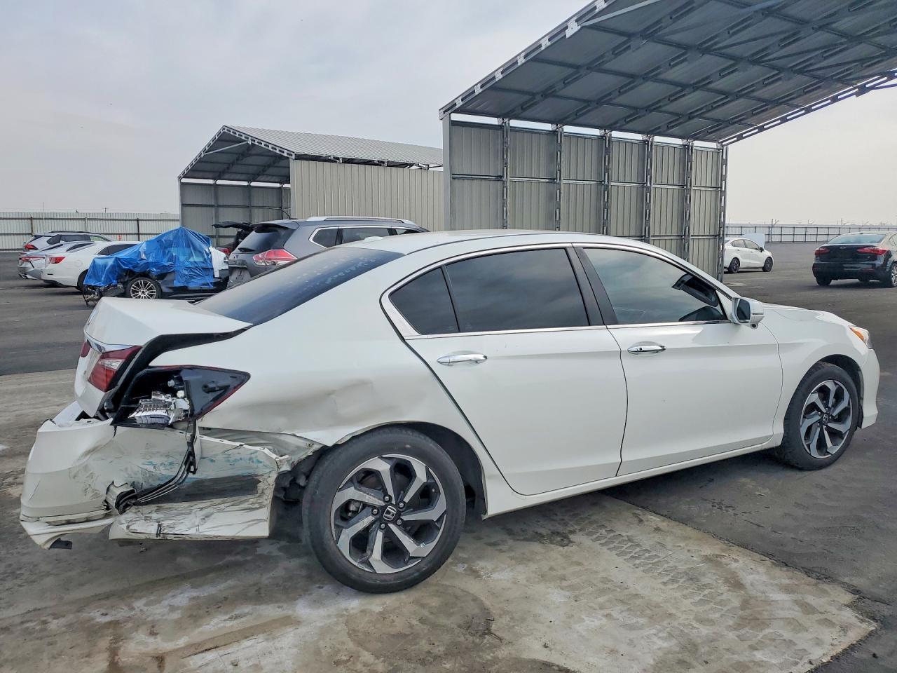 2017 HONDA ACCORD