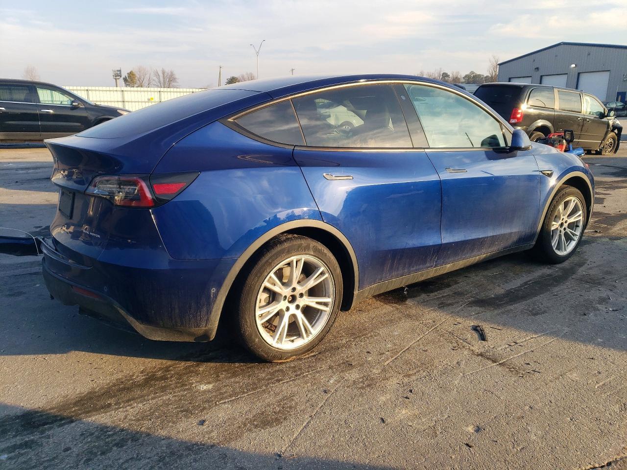 2020 TESLA MODEL Y