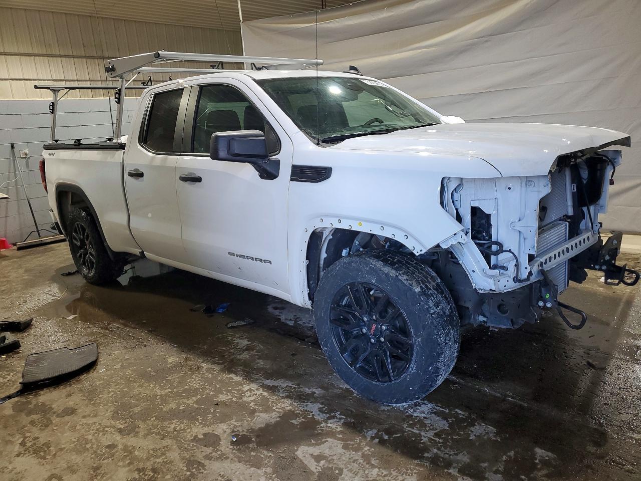 2023 GMC Sierra