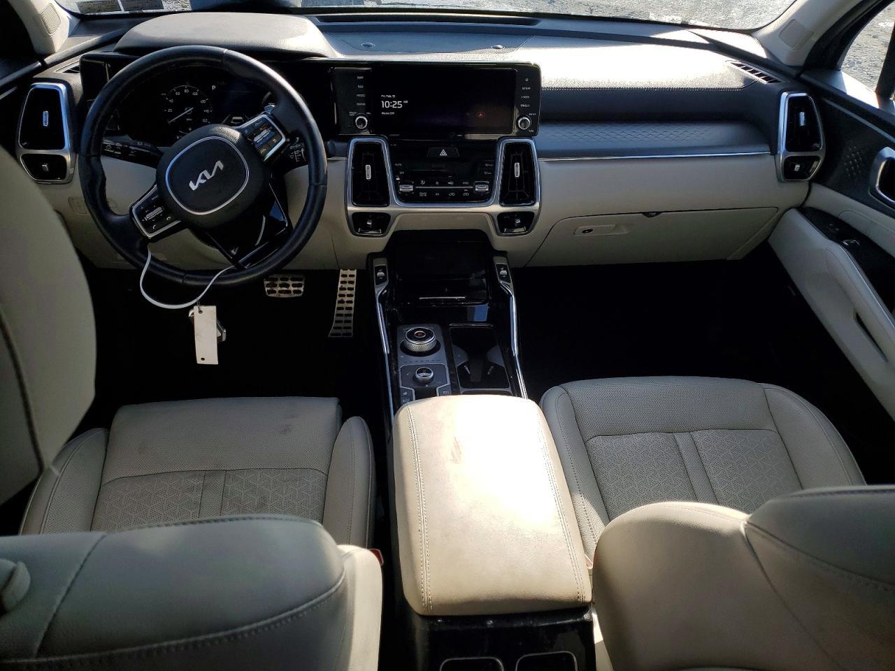 2023 KIA SORENTO