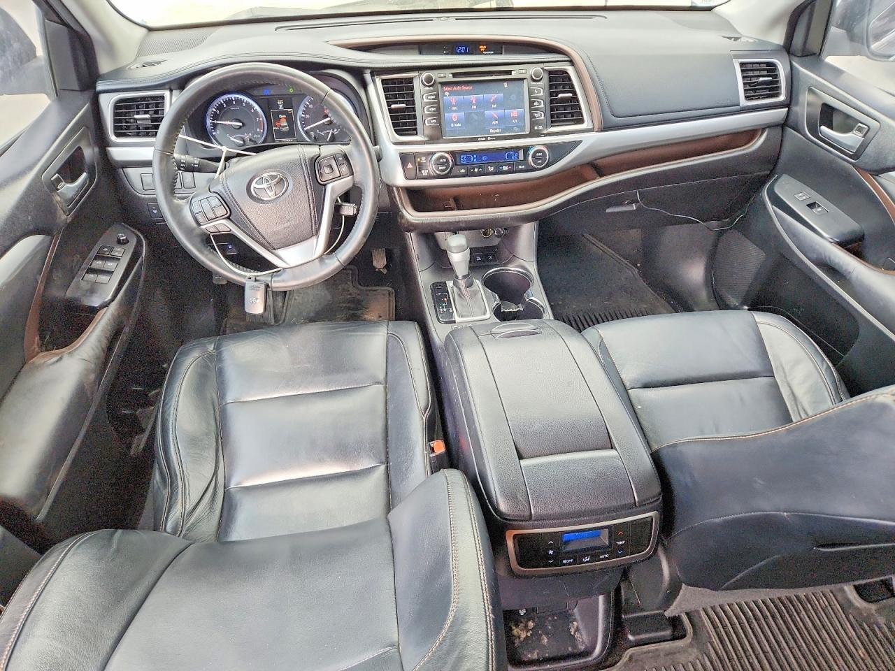 2015 TOYOTA HIGHLANDER