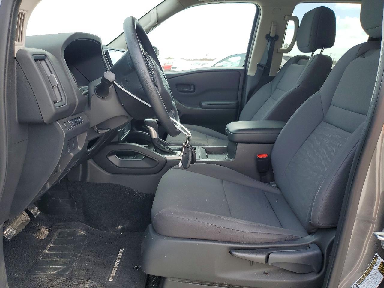 2025 NISSAN Frontier